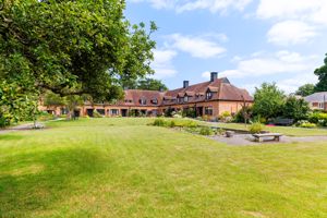 Estate Grounds - click for photo gallery